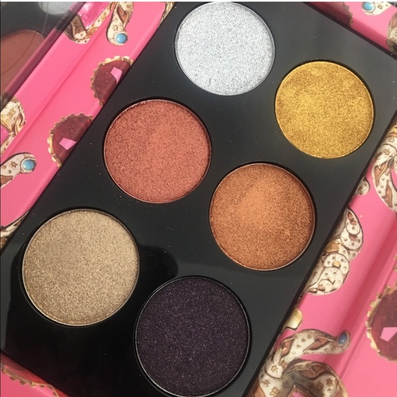 Pat McGrath Eyeshadow Palette - Picture 2 of 3